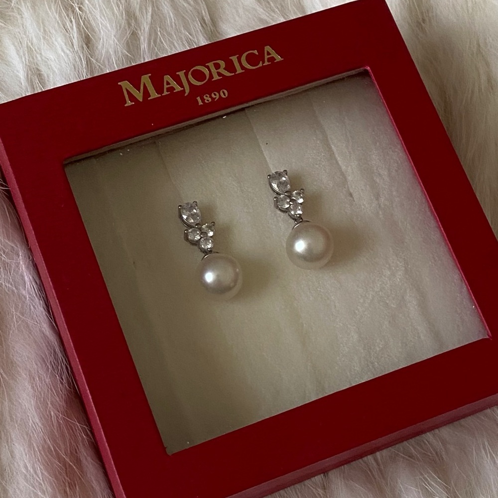 Majorica pearl earrings